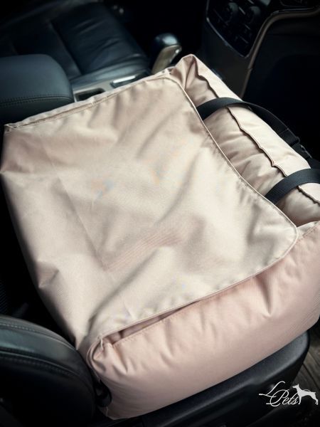 Авто крісло для собак Оксфорд, бежевий   avto-krislo-Oxford-s-beige фото