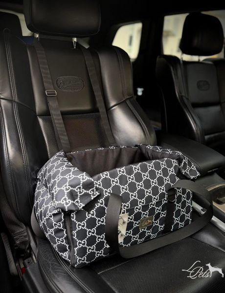 Сумка-автокресло для собак и котов на подлокотник Оксфорд Gucci car_seat-armrest_leather_gucci фото