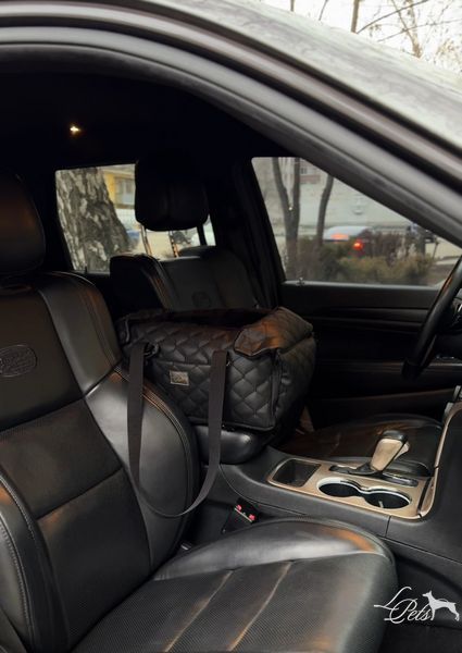 Сумка-автокресло для собак и котов на подлокотник кожа чёрная car_seat-armrest_leather_s_black фото